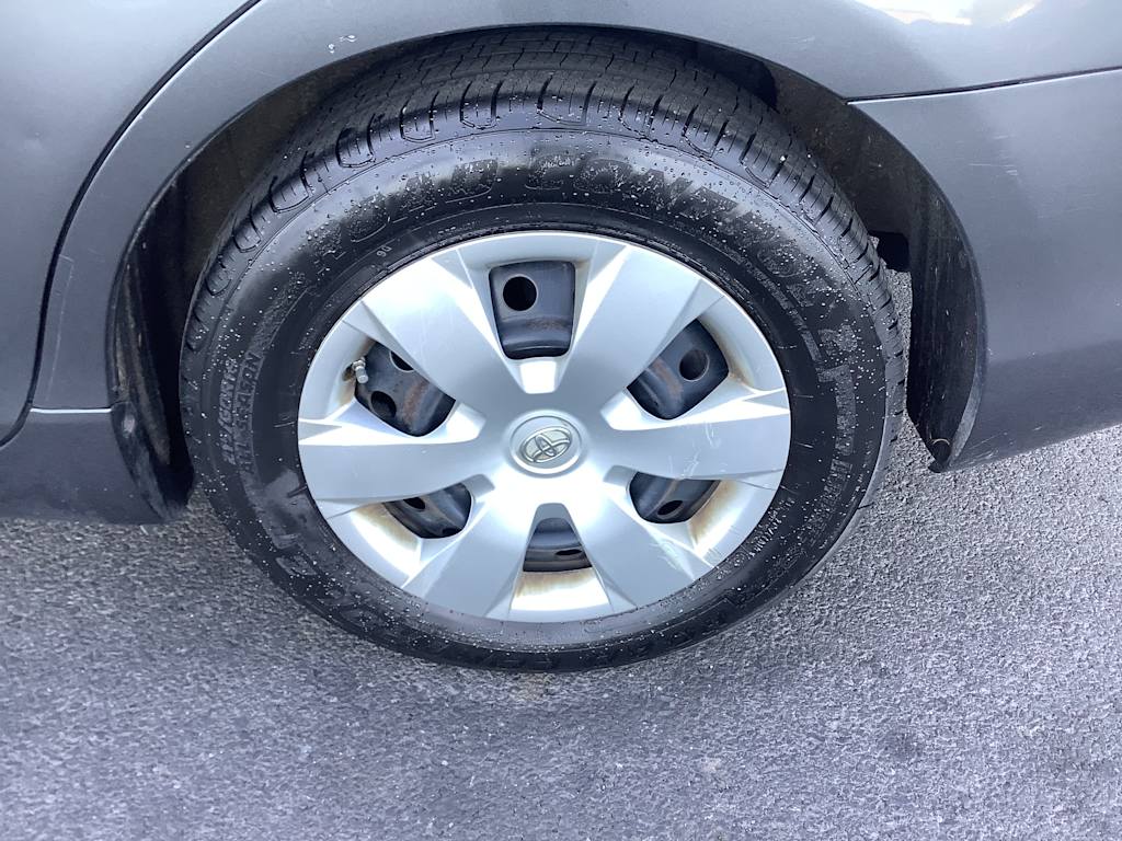 2009 Toyota Camry LE 8