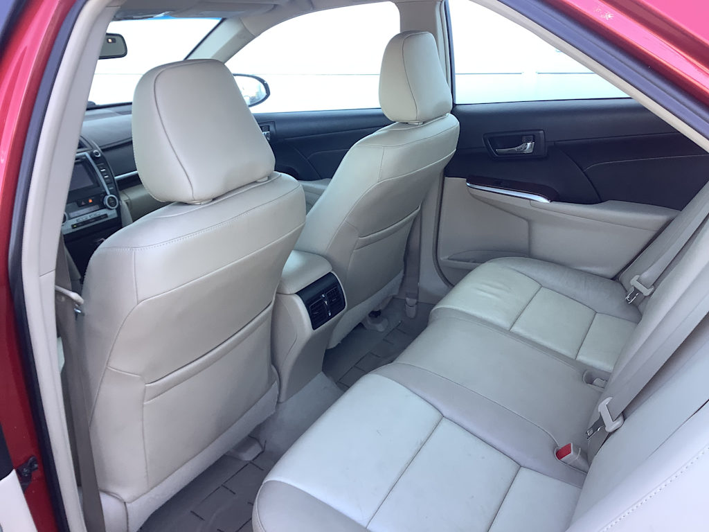 Thumbnail: 2013 Toyota Camry - 13