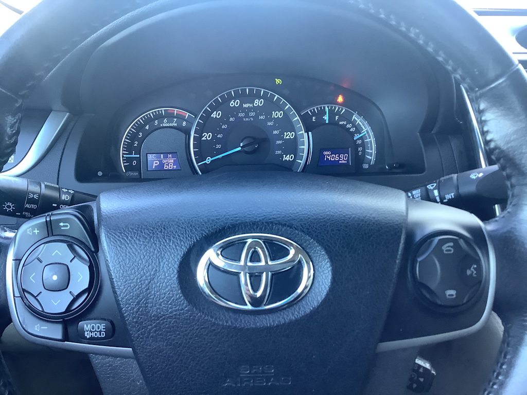 Thumbnail: 2013 Toyota Camry - 21