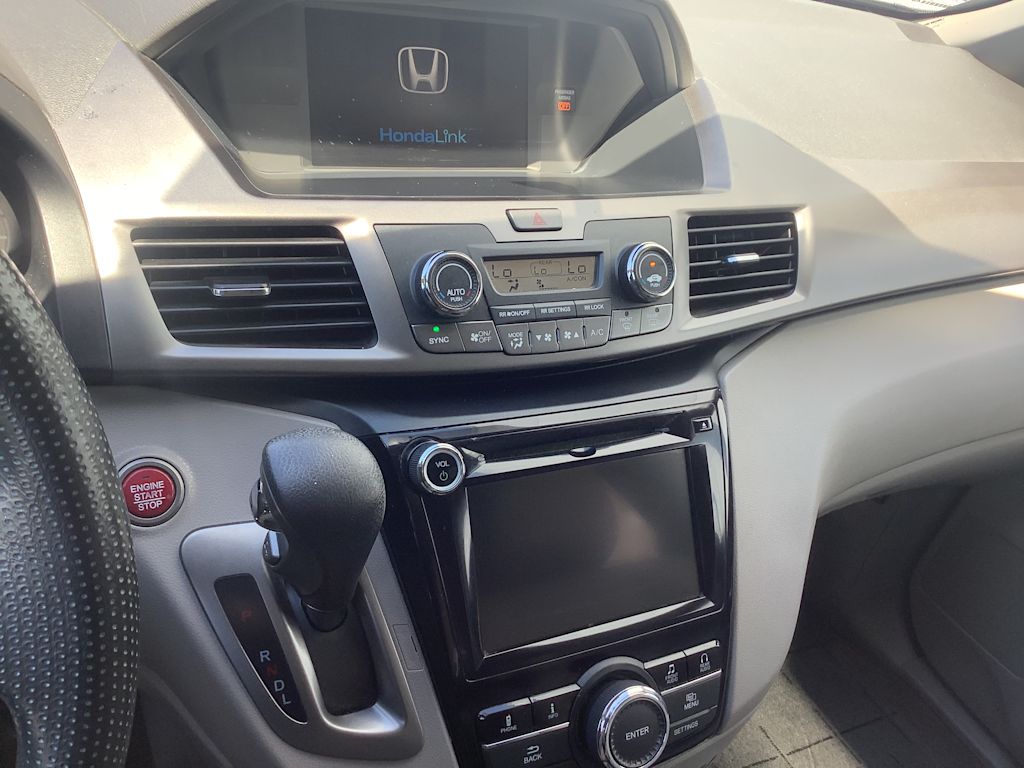 Thumbnail: 2016 Honda Odyssey - 14