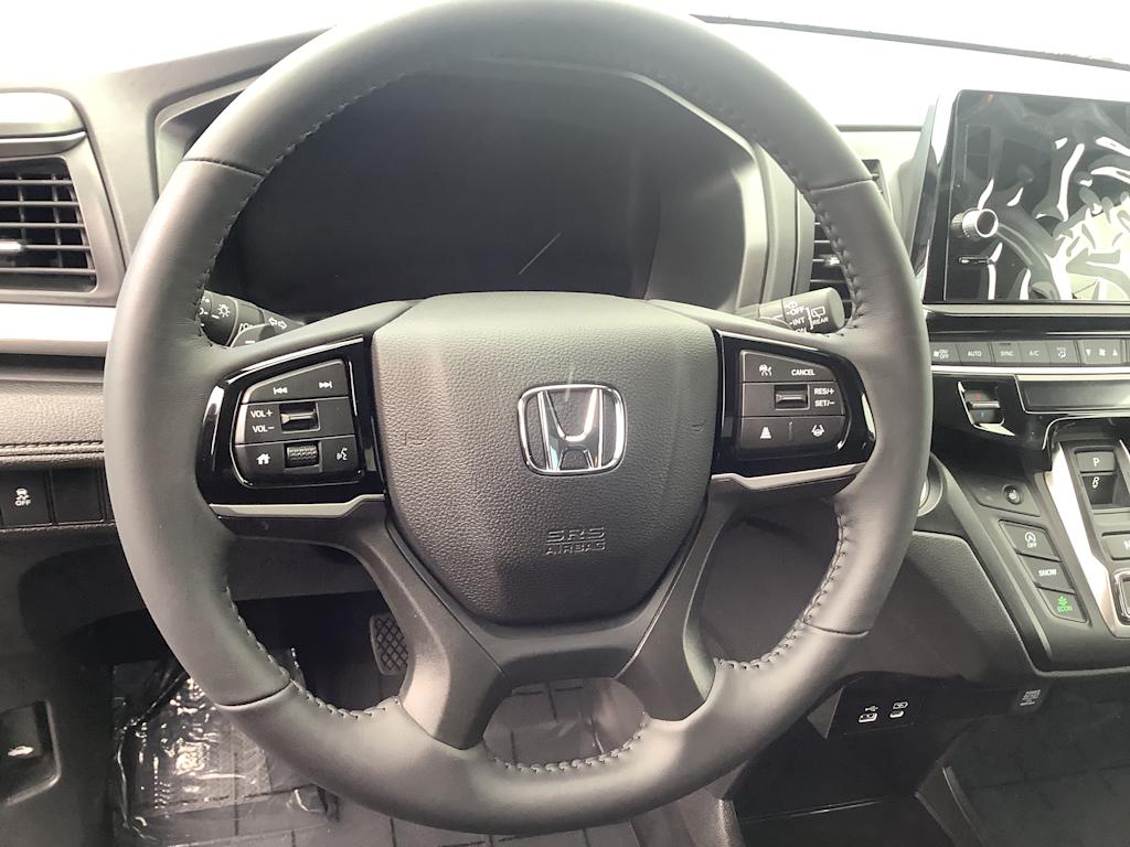 Thumbnail: 2026 Honda Odyssey - 10