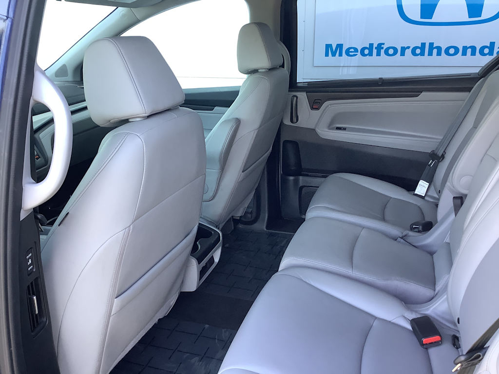 Thumbnail: 2023 Honda Odyssey - 13