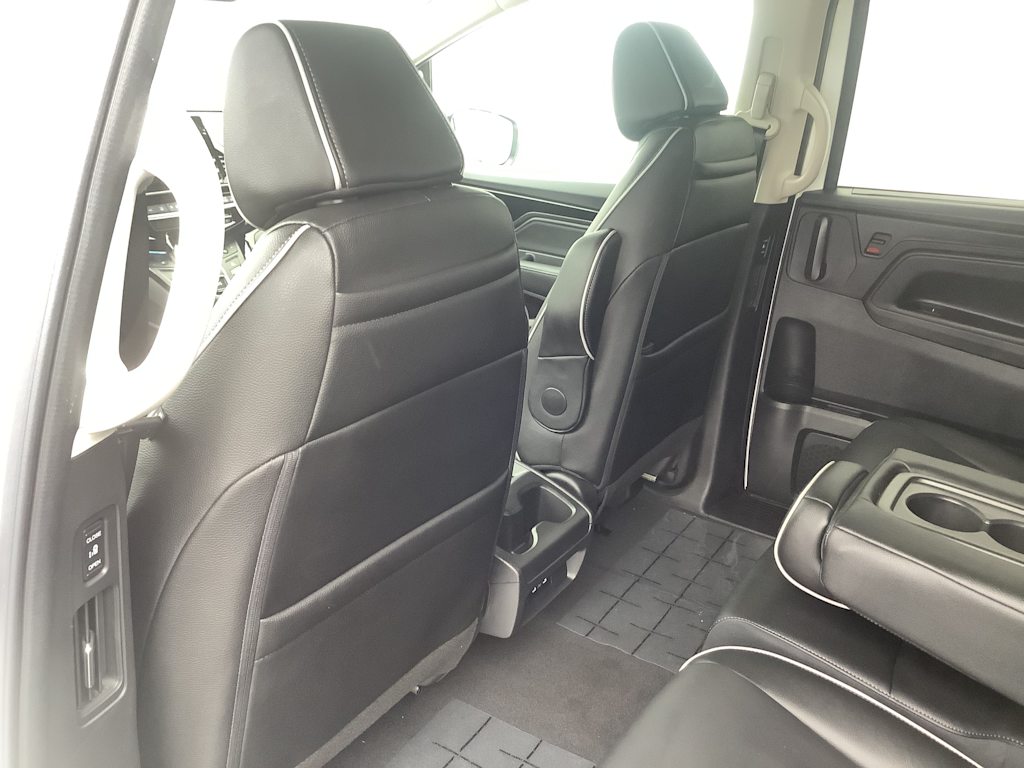2025 Honda Odyssey Touring 13