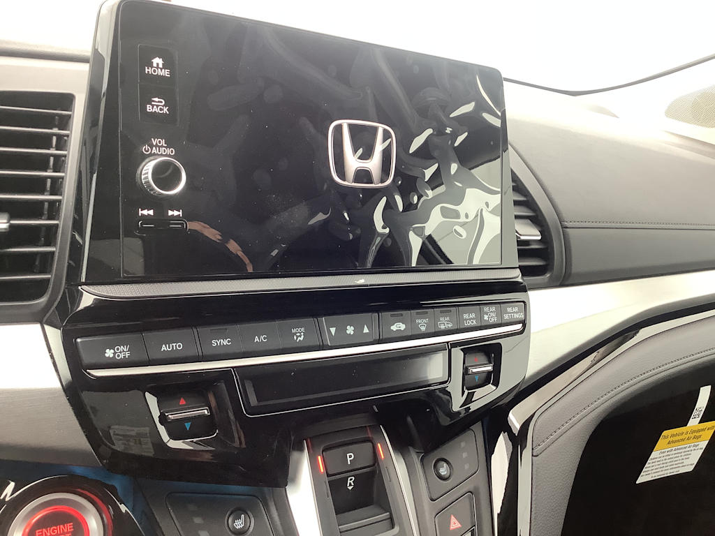 2025 Honda Odyssey Touring 14