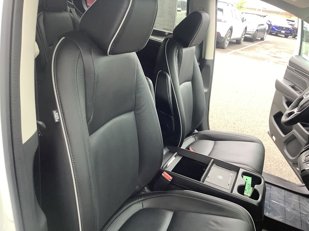 2025 Honda Odyssey Touring 20