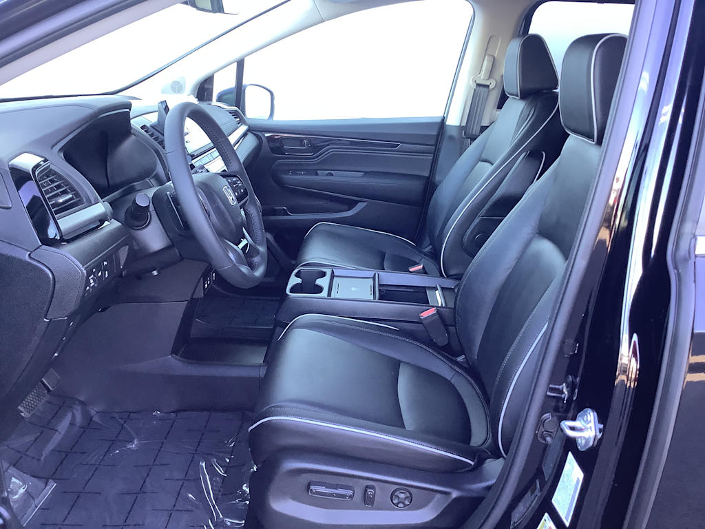 Thumbnail: 2026 Honda Odyssey - 11