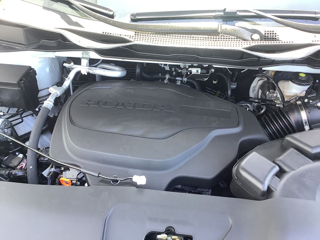 2025 Honda Odyssey Touring 9