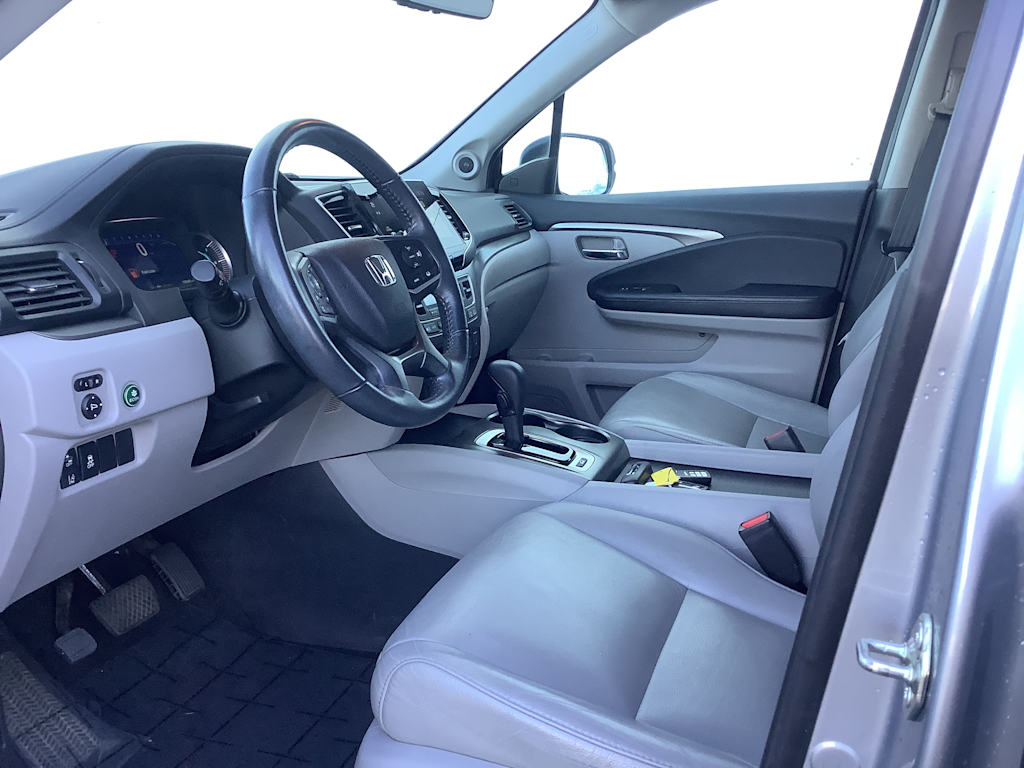 Thumbnail: 2020 Honda Pilot - 10