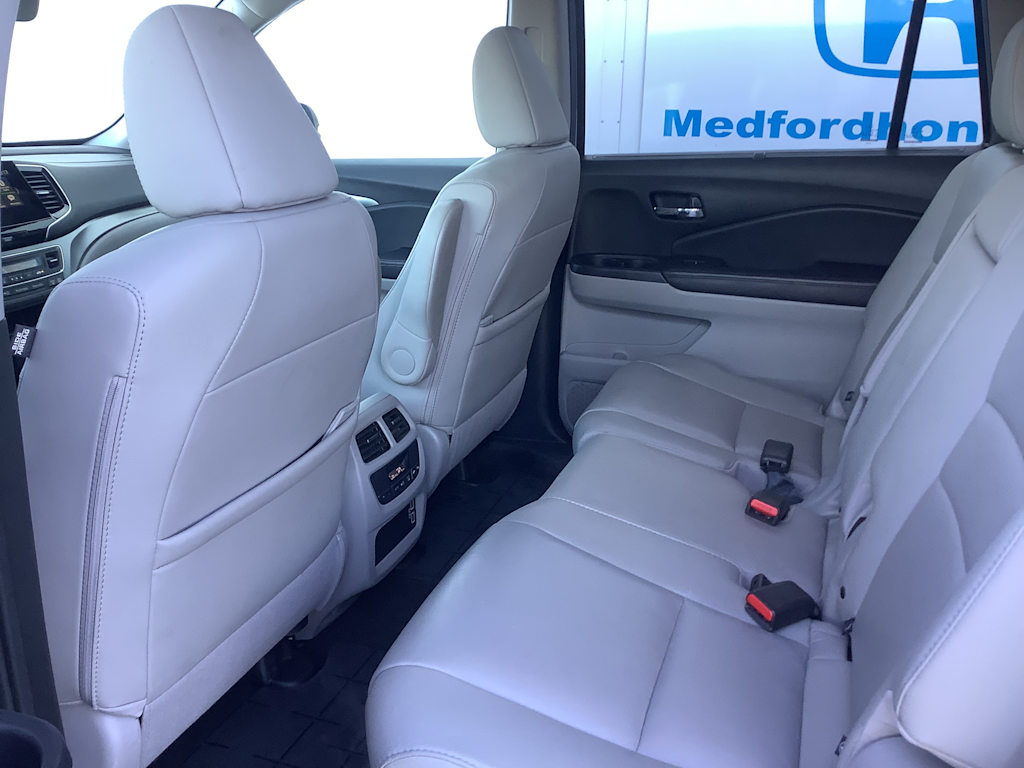 Thumbnail: 2020 Honda Pilot - 12