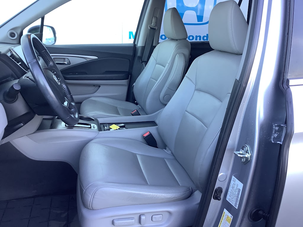 Thumbnail: 2020 Honda Pilot - 11