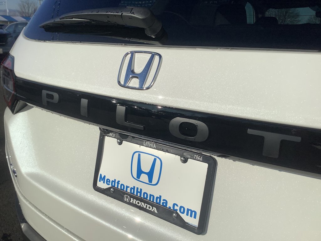 Thumbnail: 2025 Honda Pilot - 7