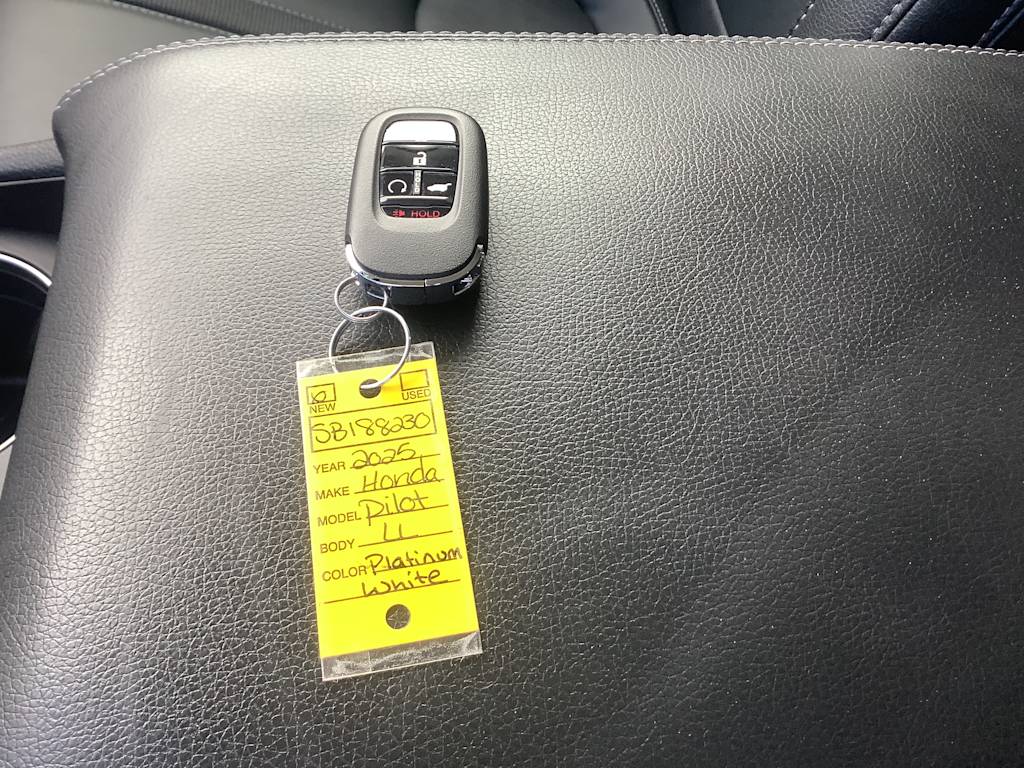 Thumbnail: 2025 Honda Pilot - 18