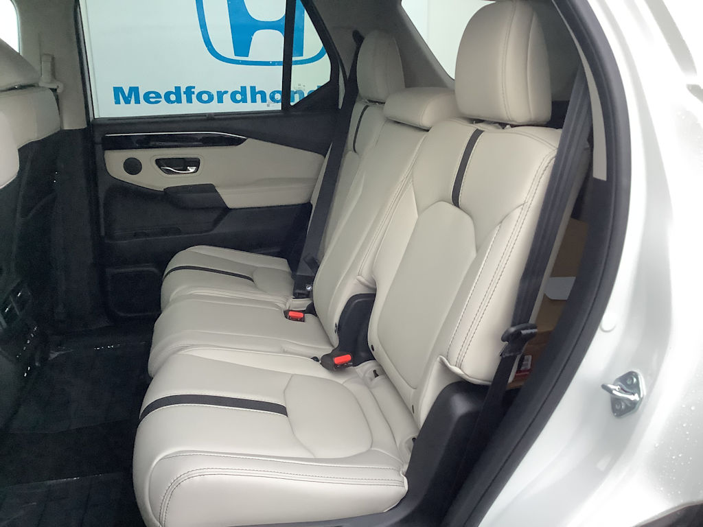 Thumbnail: 2026 Honda Pilot - 19