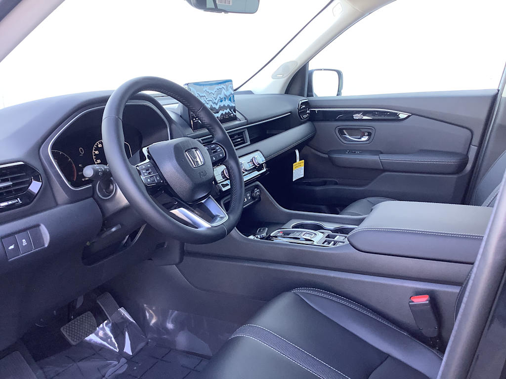 Thumbnail: 2025 Honda Pilot - 2