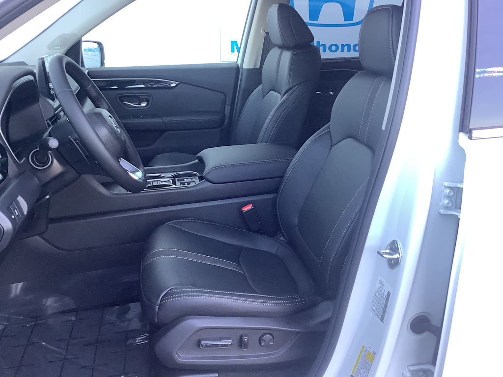 Thumbnail: 2025 Honda Pilot - 11