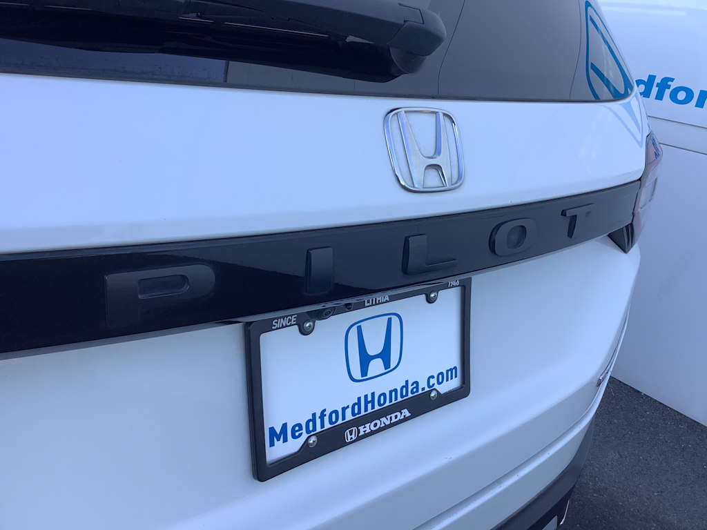 Thumbnail: 2024 Honda Pilot - 7