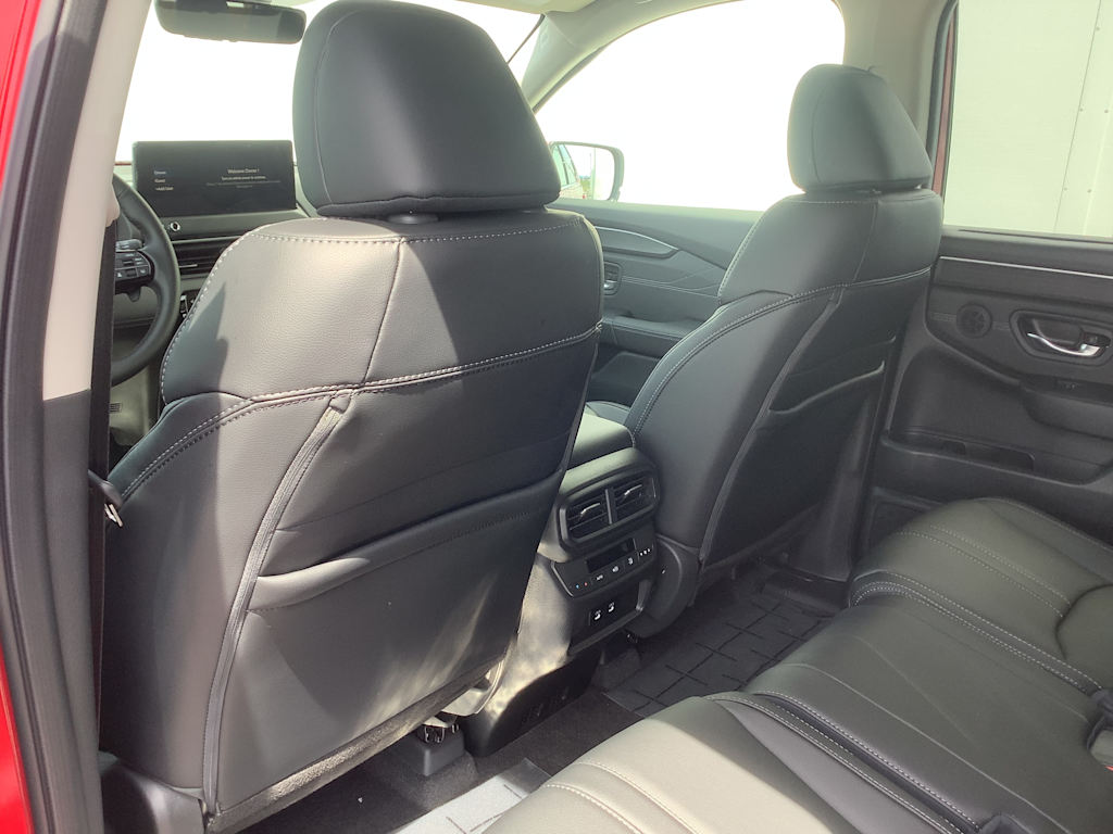 Thumbnail: 2026 Honda Pilot - 13