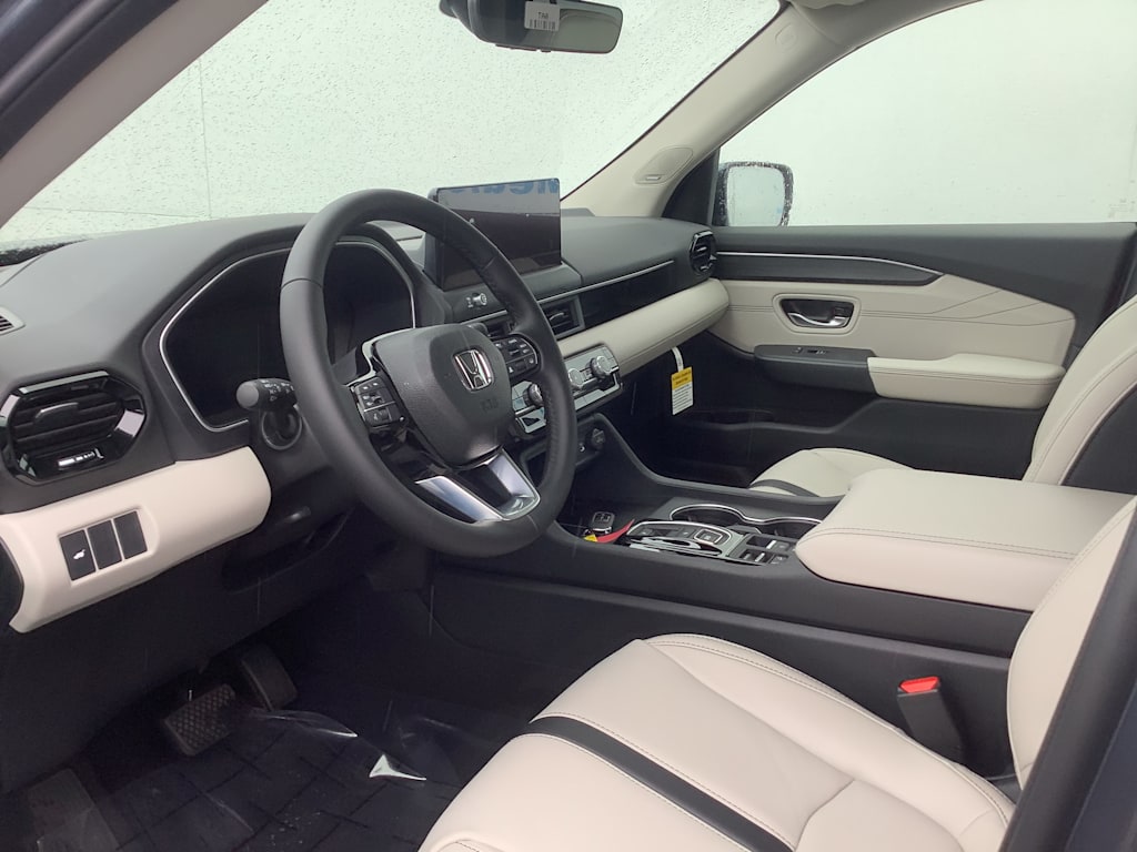 Thumbnail: 2026 Honda Pilot - 2
