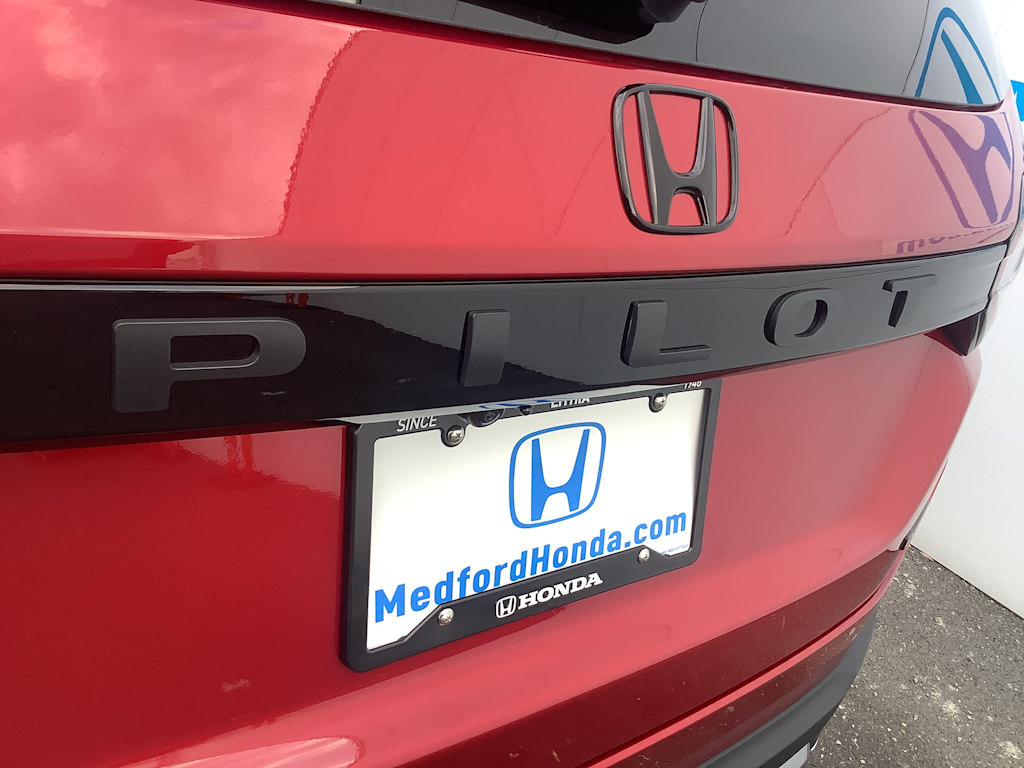 Thumbnail: 2026 Honda Pilot - 7