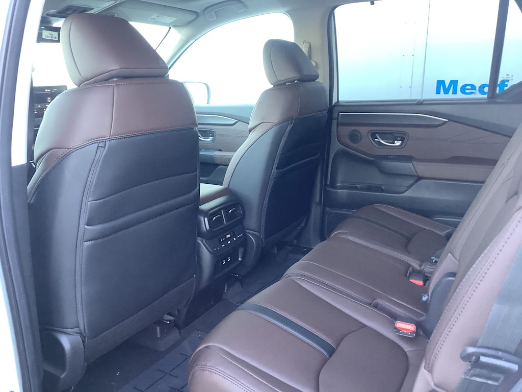 Thumbnail: 2026 Honda Pilot - 13