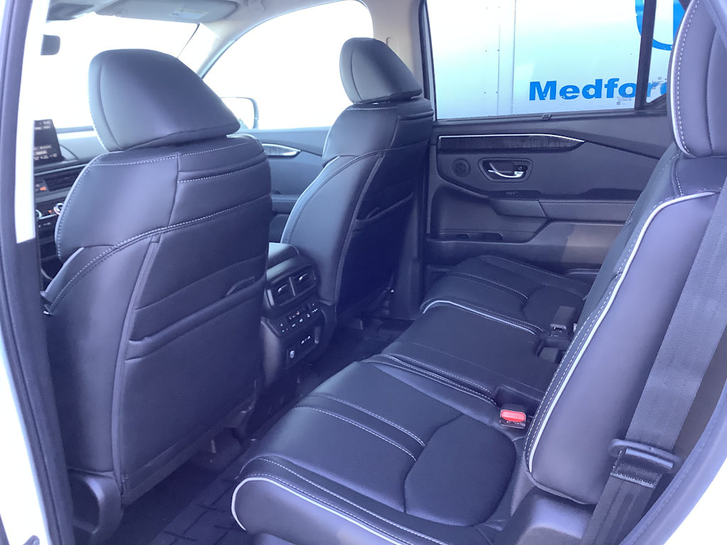 Thumbnail: 2025 Honda Pilot - 13