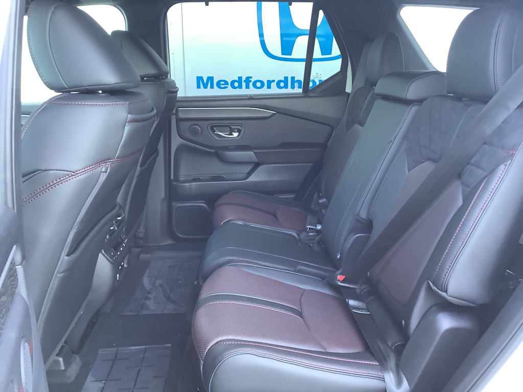 Thumbnail: 2026 Honda Pilot - 19