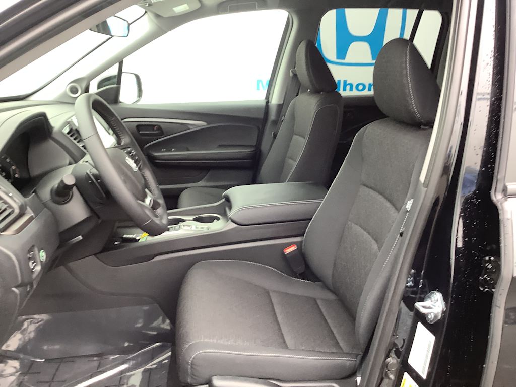2025 Honda Ridgeline Sport 11