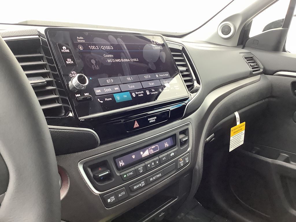 2025 Honda Ridgeline Sport 14