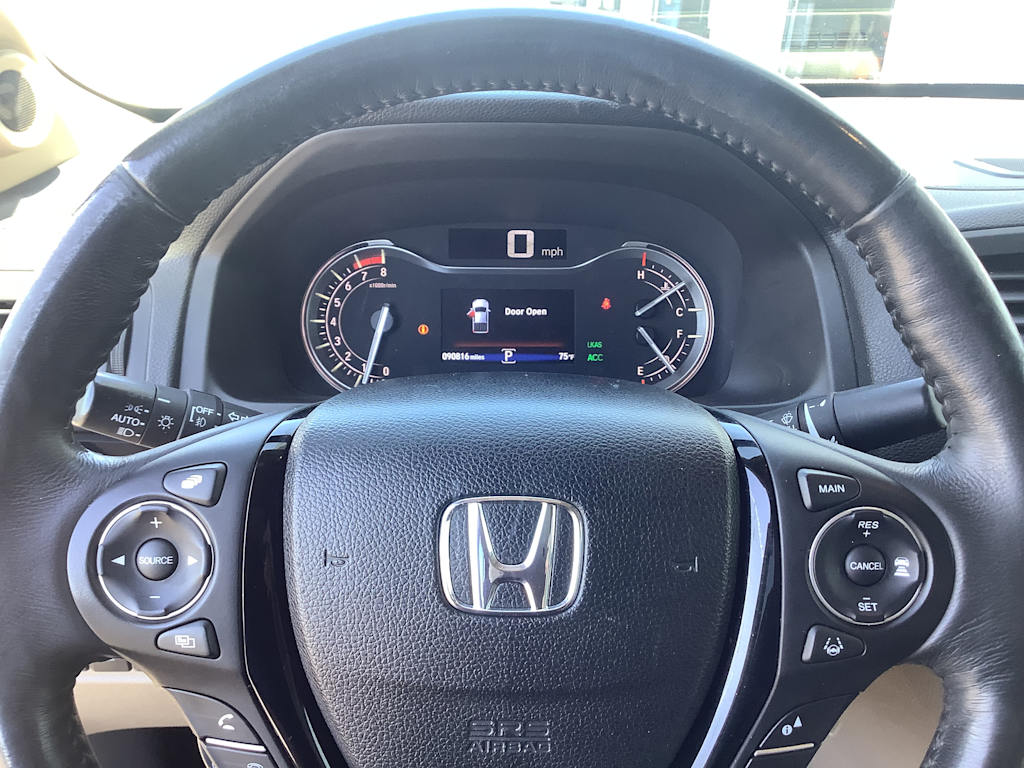 Thumbnail: 2019 Honda Ridgeline - 21