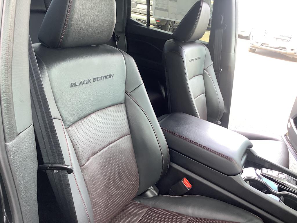 2025 Honda Ridgeline Black Edition 21