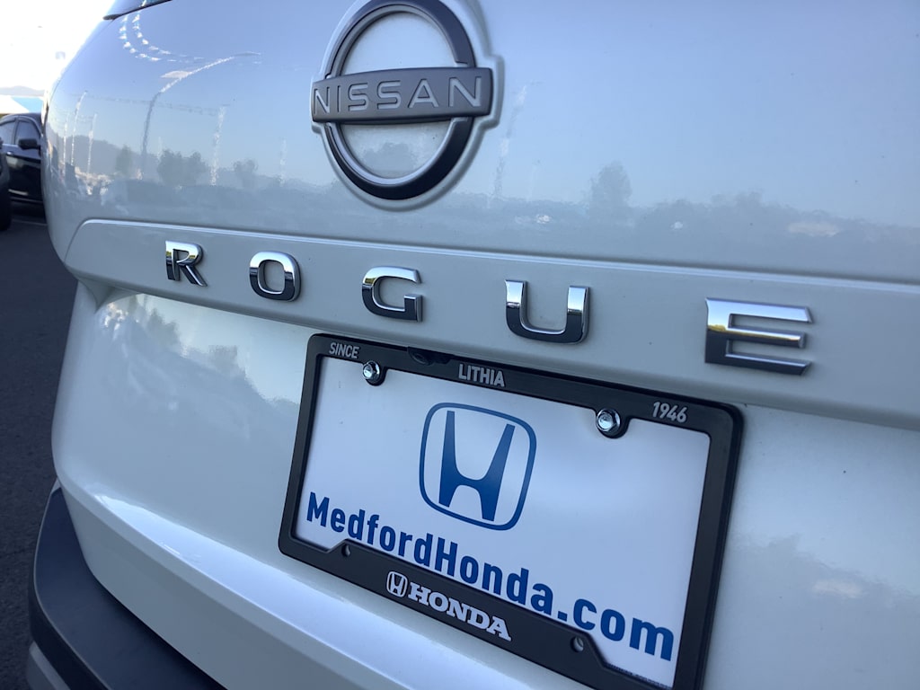 Thumbnail: 2023 Nissan Rogue - 7