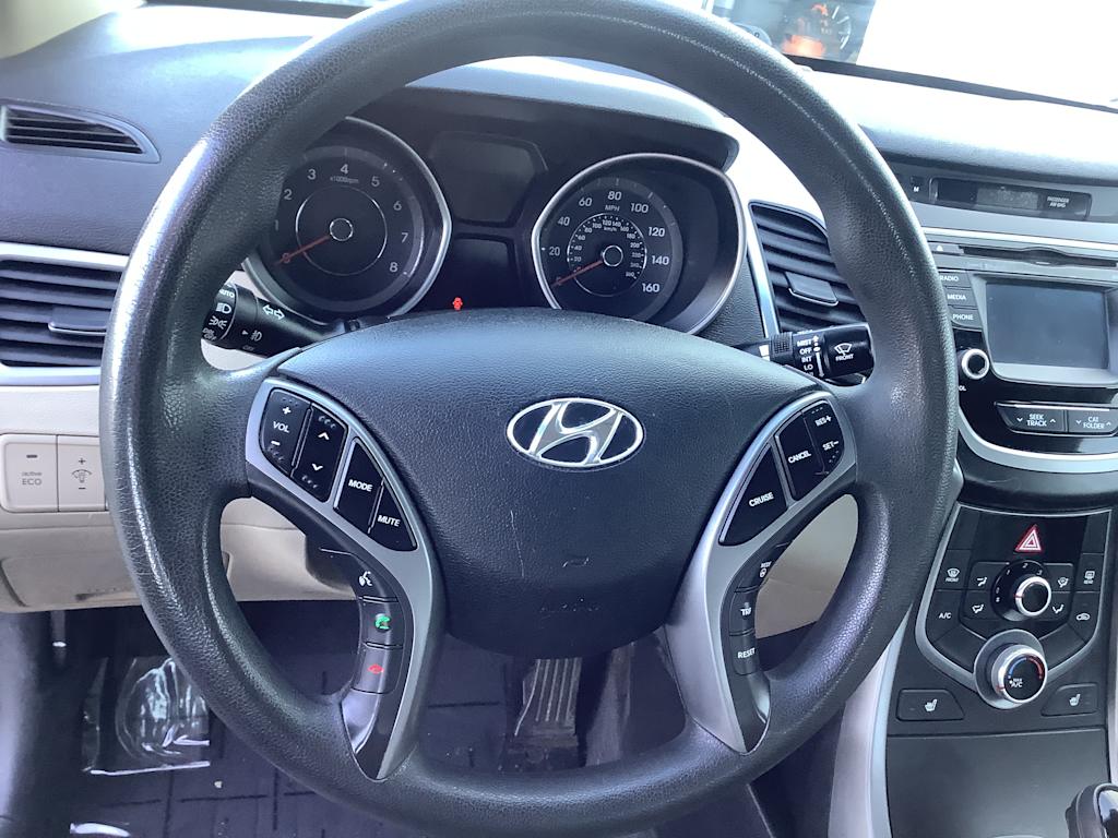 Thumbnail: 2014 Hyundai Elantra - 10