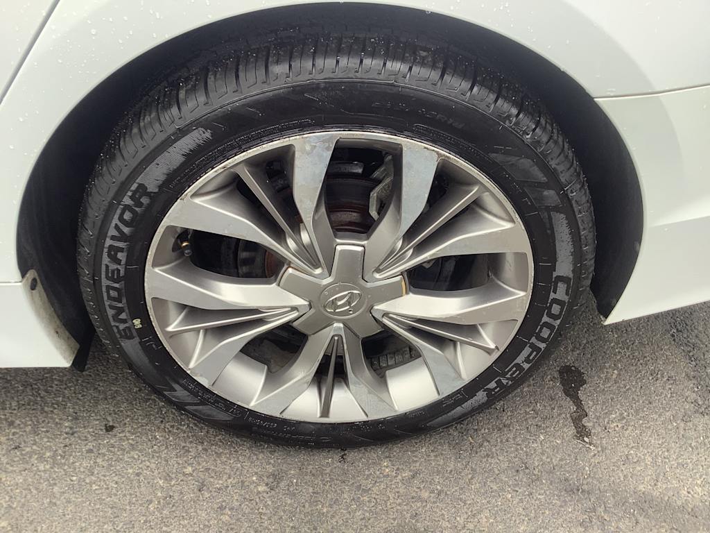 Thumbnail: 2015 Hyundai Sonata - 8