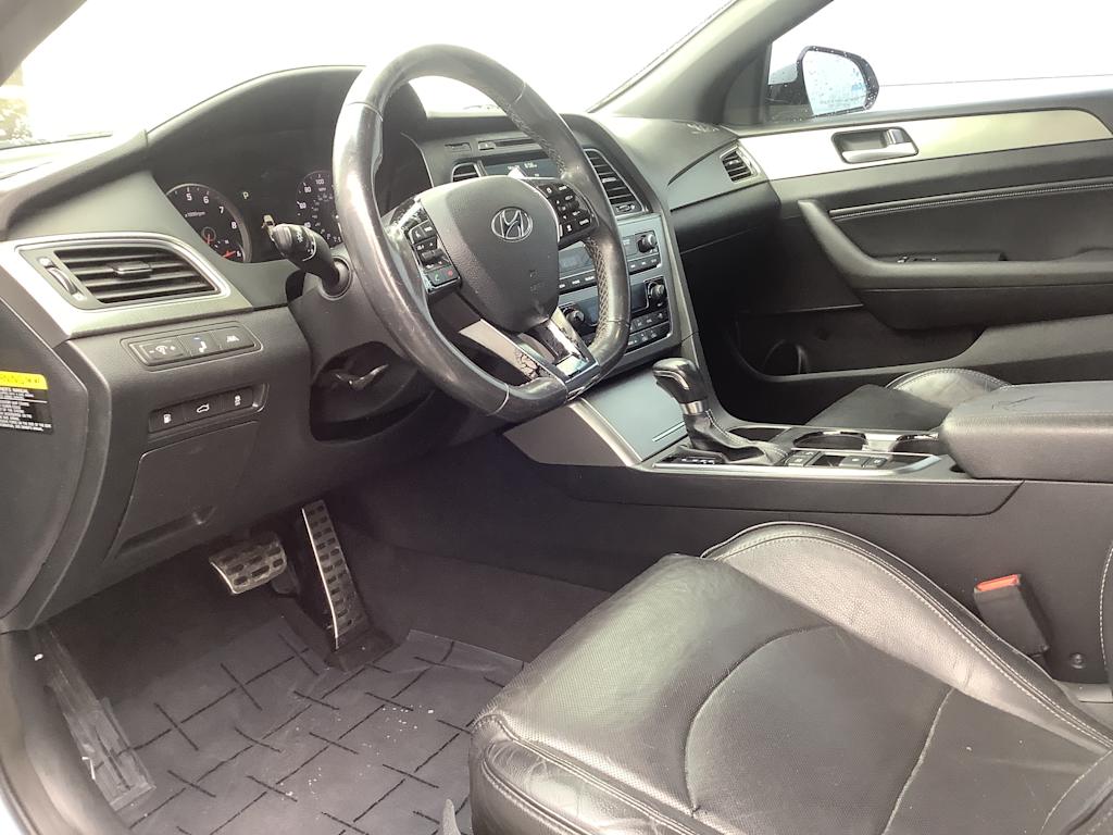 Thumbnail: 2015 Hyundai Sonata - 2