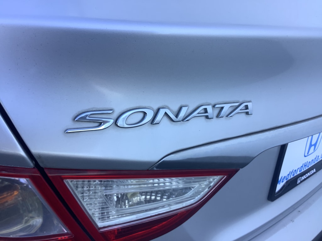 Thumbnail: 2013 Hyundai Sonata - 7