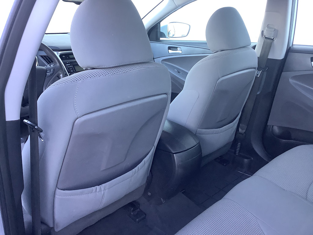 Thumbnail: 2013 Hyundai Sonata - 13