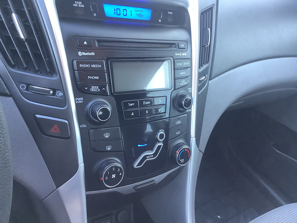 Thumbnail: 2013 Hyundai Sonata - 14