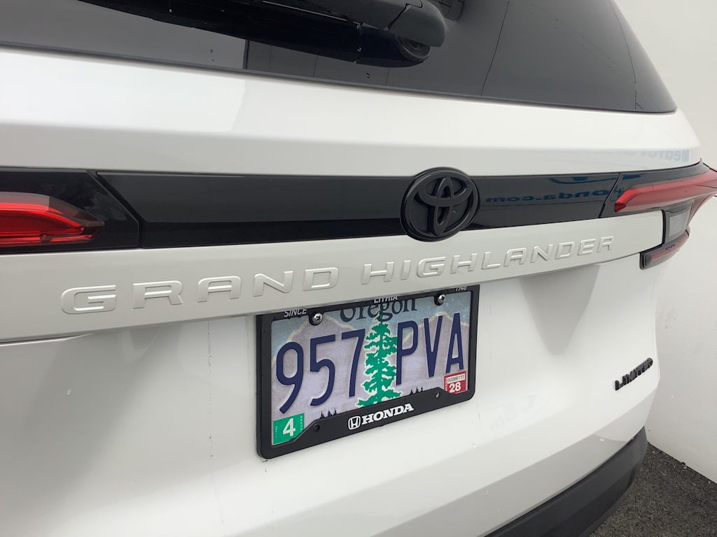 2024 Toyota Grand Highlander Limited 7