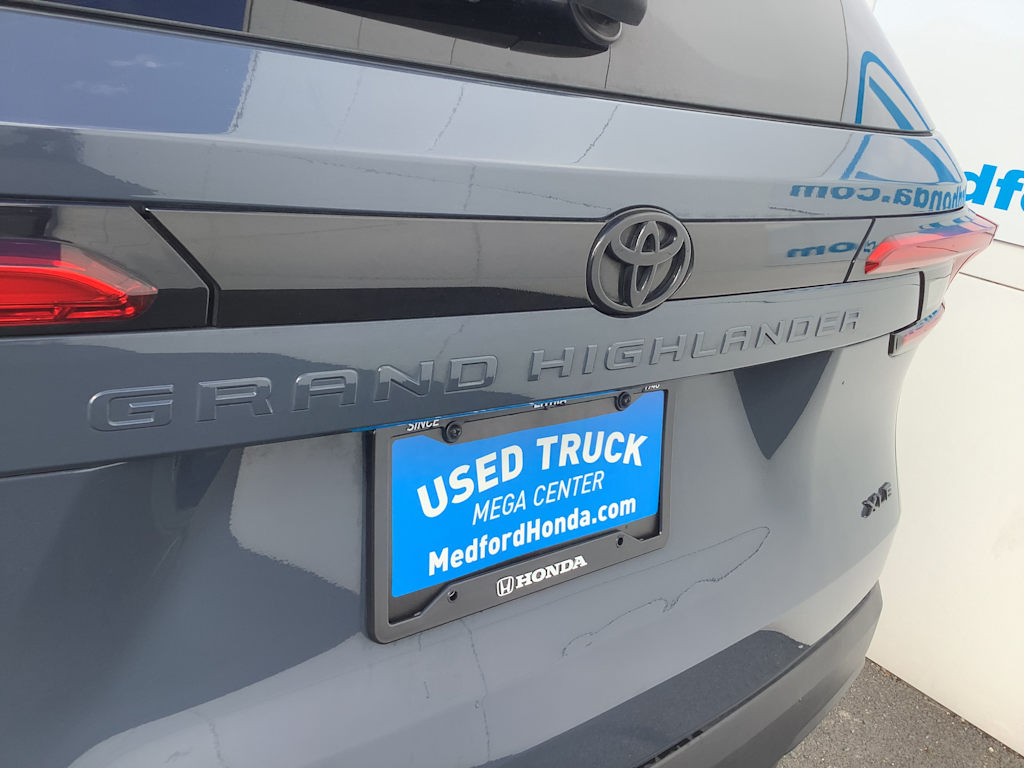 Thumbnail: 2024 Toyota Grand Highlander - 7