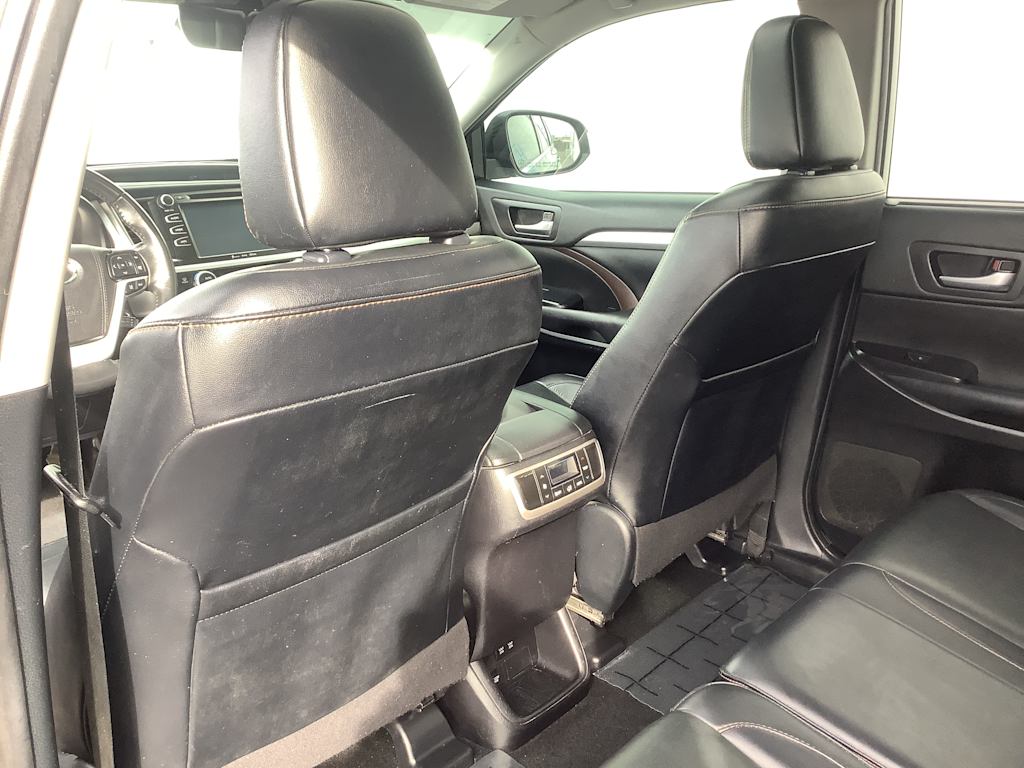2019 Toyota Highlander XLE 13
