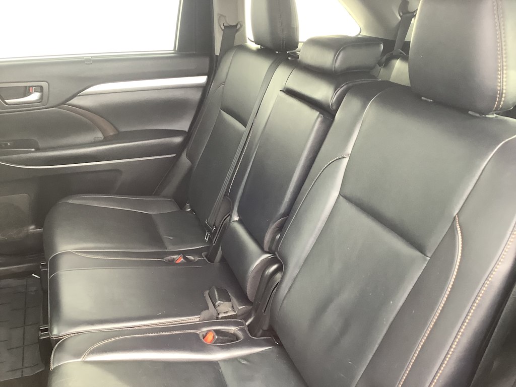 2019 Toyota Highlander XLE 21
