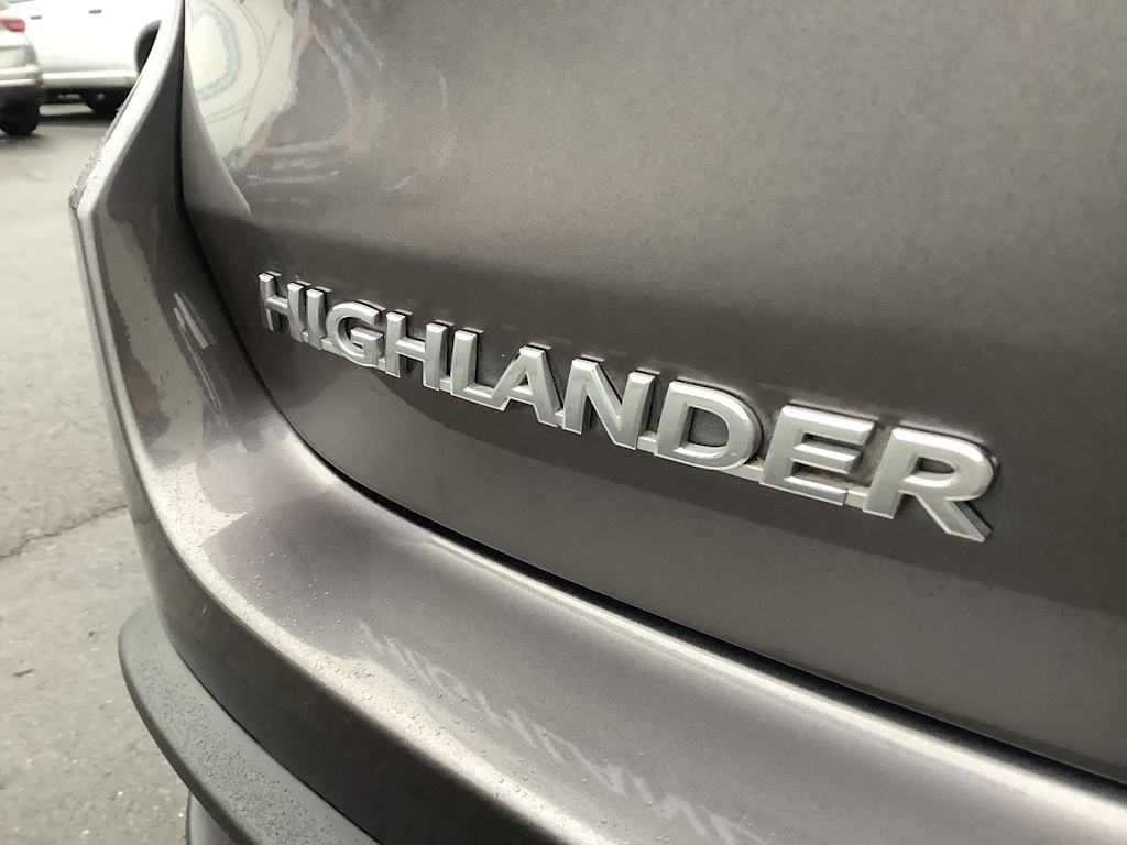 Thumbnail: 2019 Toyota Highlander - 7