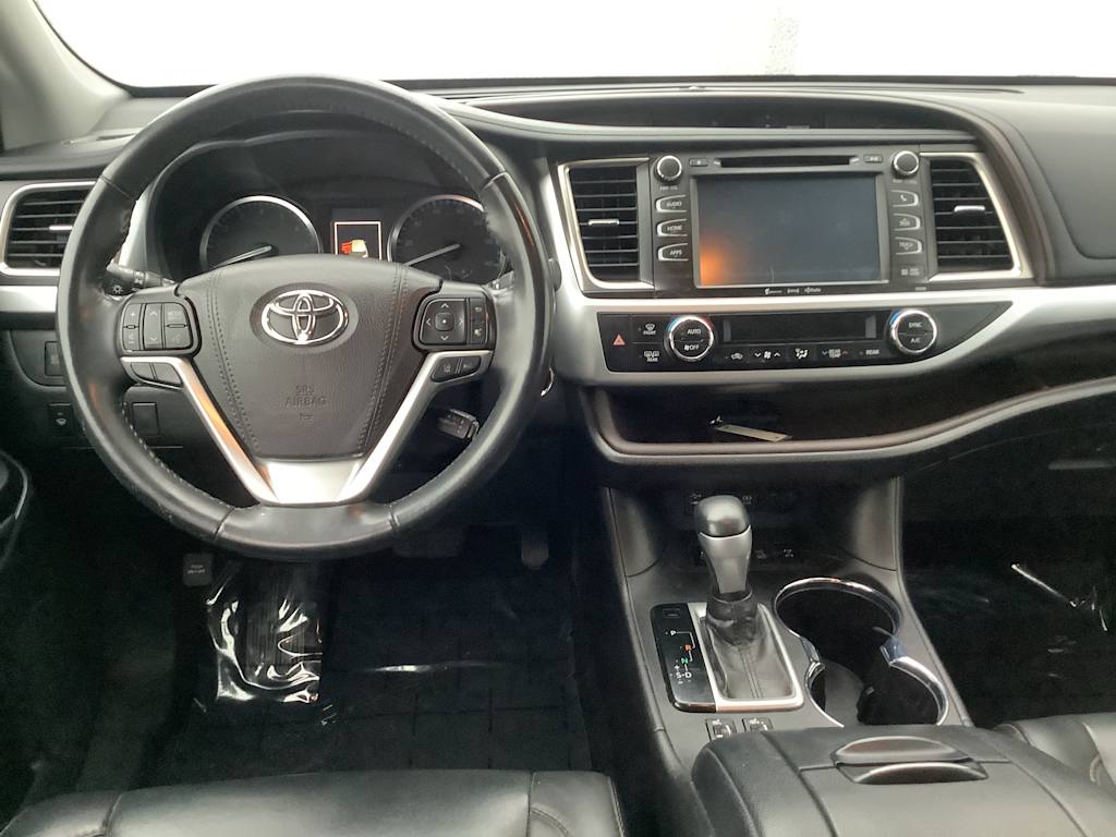 Thumbnail: 2019 Toyota Highlander - 10