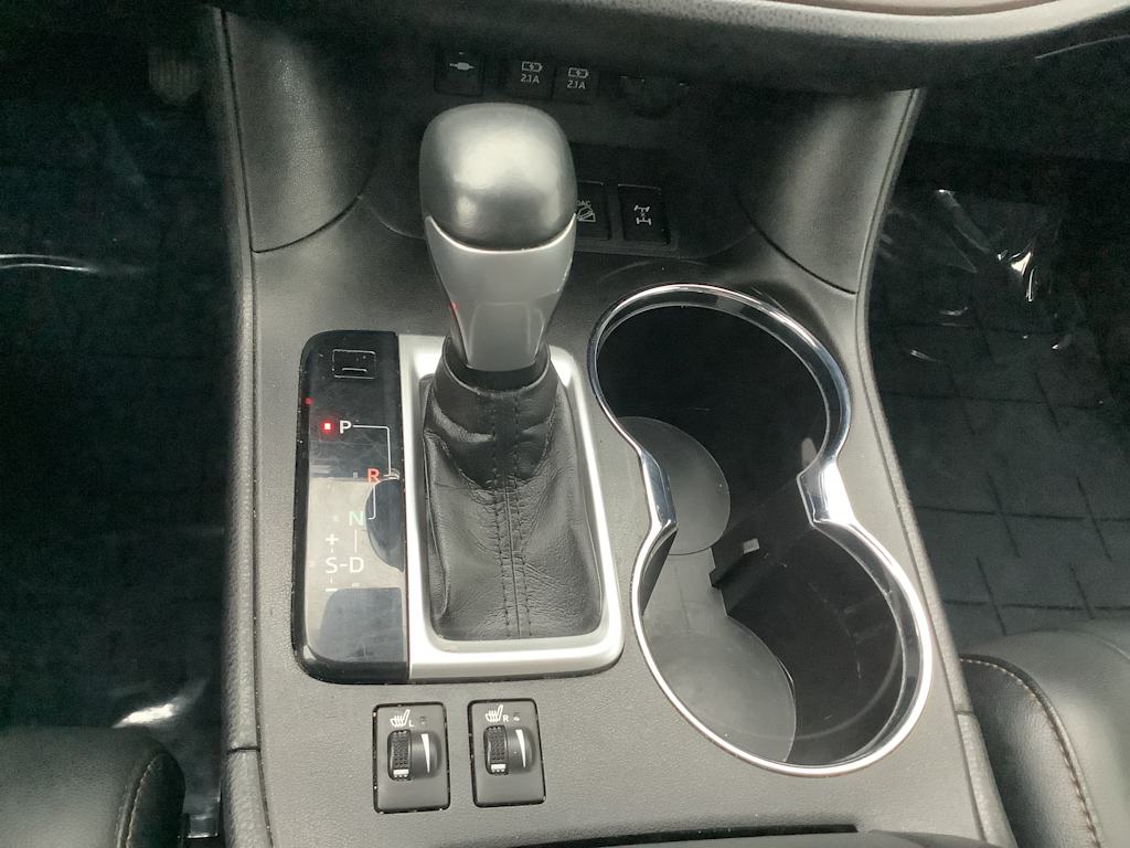 Thumbnail: 2019 Toyota Highlander - 15
