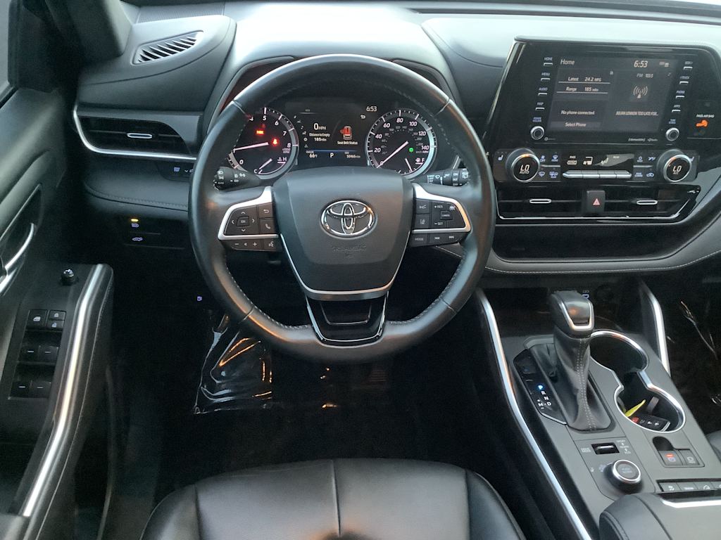Thumbnail: 2022 Toyota Highlander - 2