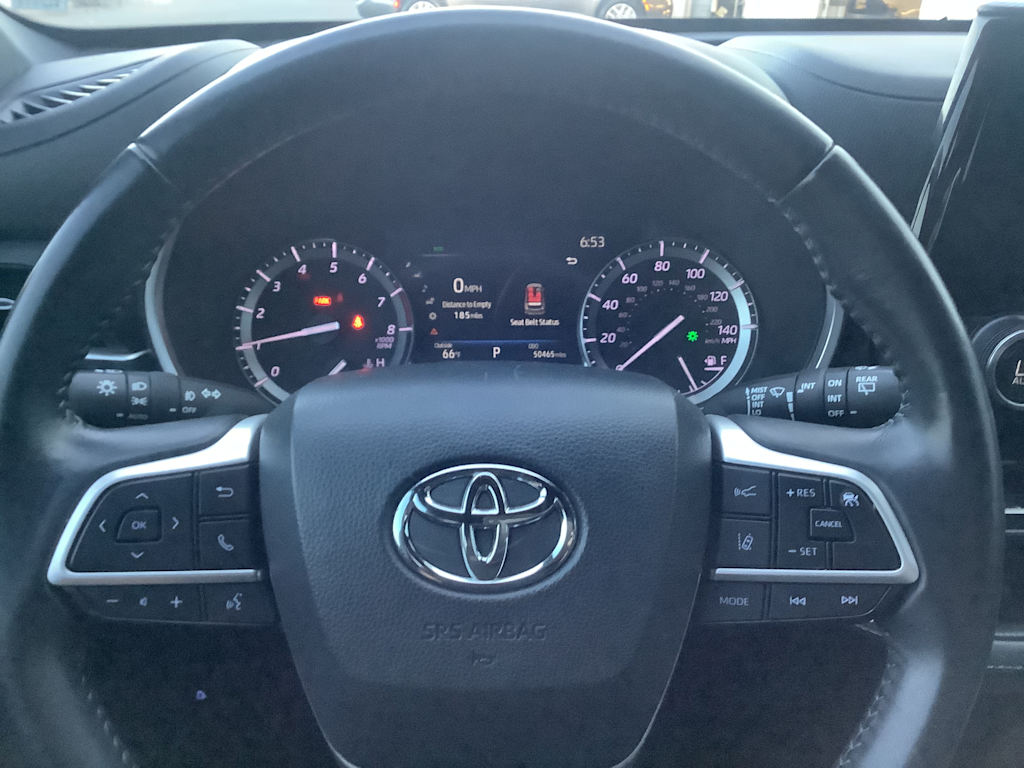 Thumbnail: 2022 Toyota Highlander - 20