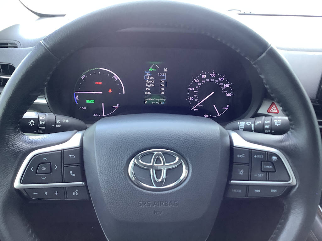 Thumbnail: 2021 Toyota Sienna - 20