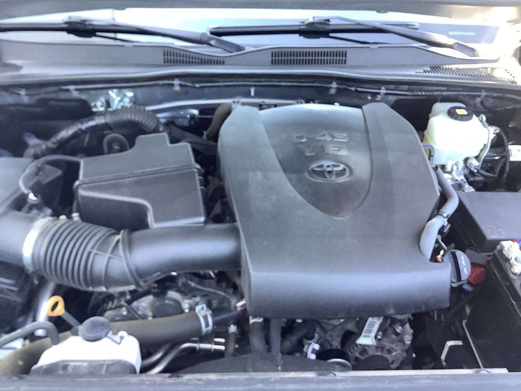Thumbnail: 2021 Toyota Tacoma - 9