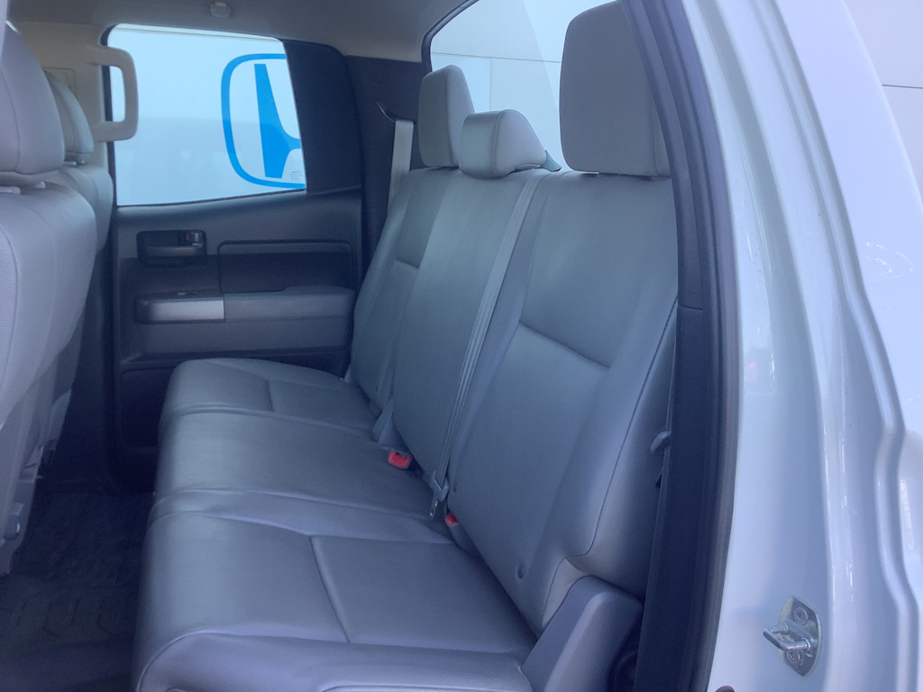 2012 Toyota Tundra  18
