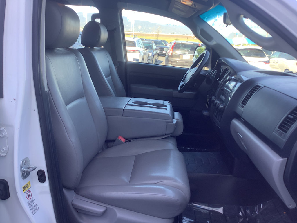 2012 Toyota Tundra  12